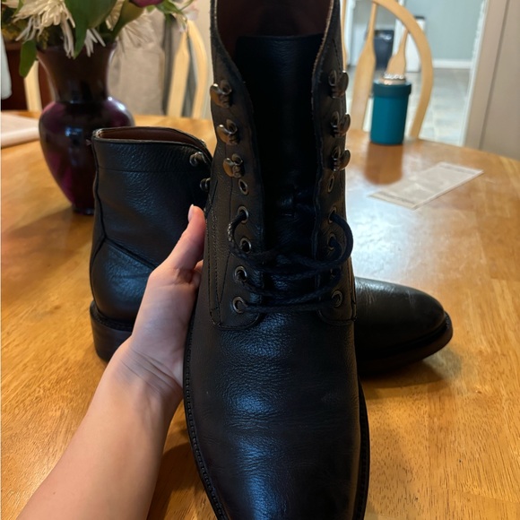 Frye mens Greyson Lace Up Combat Boot - Picture 2 of 5